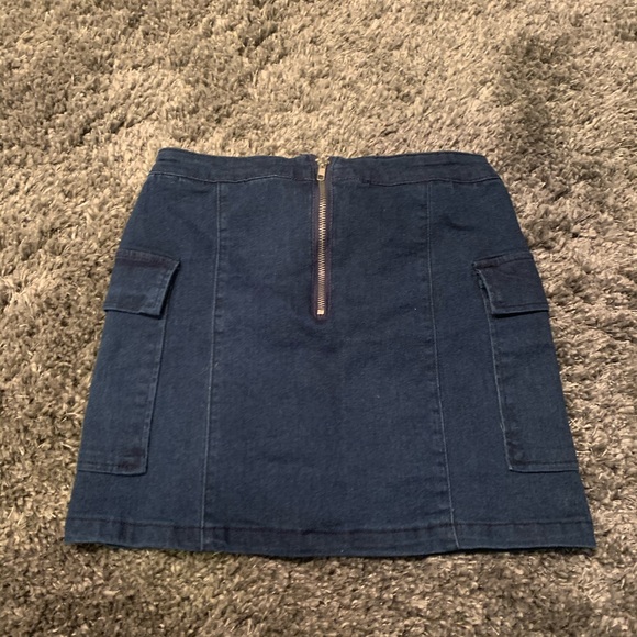 BOBBLES & LACE MINI SKIRT - Picture 2 of 3